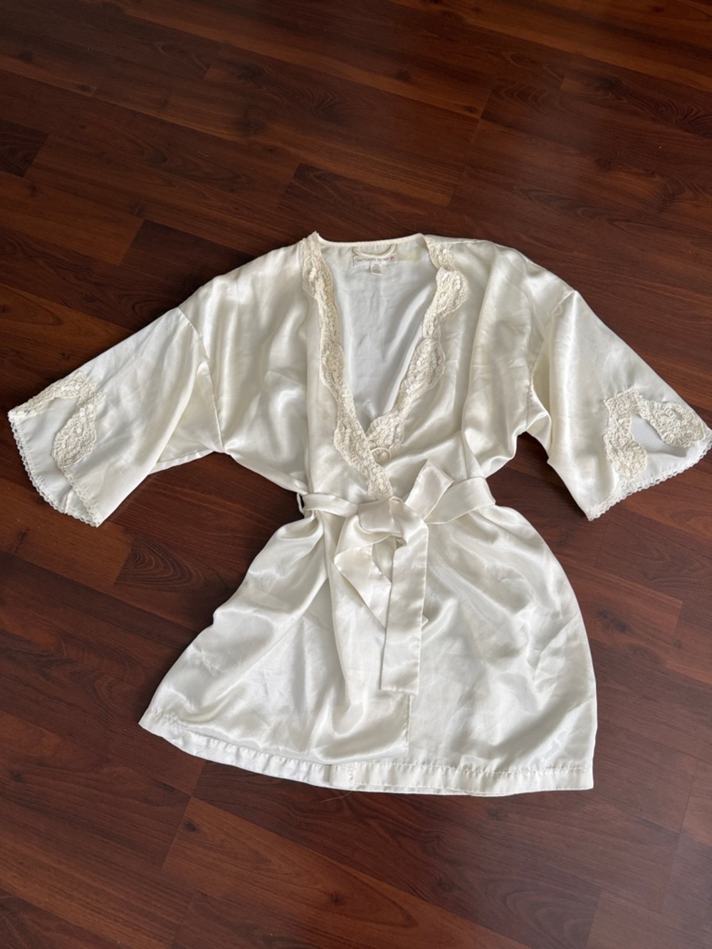 Vintage Victoria's Secret Bridal Cream Lace-Trim Satin Wrap Robe